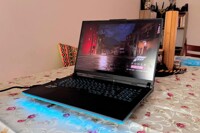 Đánh giá ASUS ROG Strix Scar 18 (2024) - Siêu phẩm 'trăm triệu' chỉ có ở trong mơ