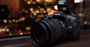 Đánh giá Canon EOS 90D: Máy ảnh DSLR tầm trung về nhiều mặt!