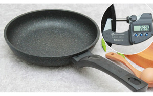 Đánh giá chảo siêu bền đá Sunhouse SBD26 có tốt không, giá bao nhiêu?