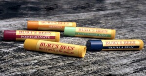 Đánh giá chất lượng của son dưỡng Burt’s Bees