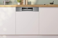 Đánh giá chi tiết máy rửa bát Serie 8 Bosch SMI8TCS01E: Công nghệ, tính năng và ưu điểm