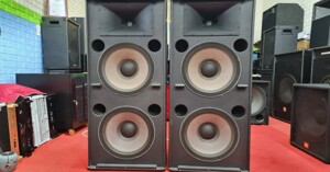 Đánh giá loa JBL 725: Dòng loa hội trường đình đám mà bạn đáng sở hữu