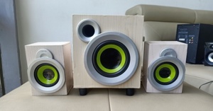 Đánh giá loa vi tính Enkor S2850: Thiết kế cổ điển nhưng sang trọng