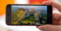 Đánh giá màn hình hiển thị của iPhone SE 2022: Có quá nhỏ không?