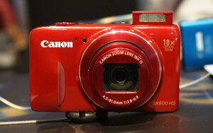 Đánh giá máy ảnh compact Canon PowerShot SX600 HS