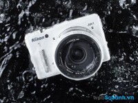 Đánh giá máy ảnh Nikon AW1: máy ảnh không gương lật siêu bền