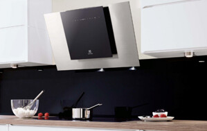 Đánh giá máy hút mùi Electrolux EFT7516 có tốt không, giá bao nhiêu