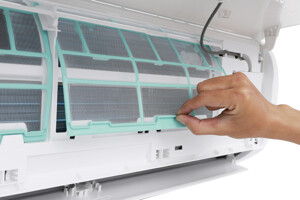 Đánh giá máy lạnh Midea có tốt không chi tiết? 7 lý do nên mua dùng