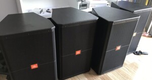 Đánh giá những ưu điểm nổi bật về mặt âm thanh và chất lượng của dòng loa JBL 715