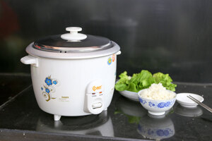 Đánh giá nồi cơm điện Comet có tốt không, giá bao nhiêu, mua ở đâu?