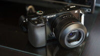 Đánh giá Sony A5000 chụp ảnh có tốt không? 8 lý do nên mua dùng
