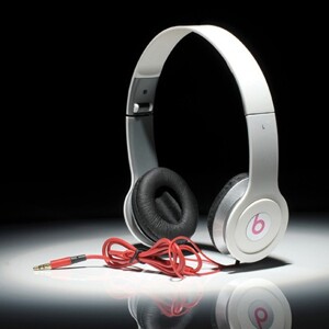 Đánh giá tai nghe Beats Solo HD chính hãng-GB000063, nghe nhạc theo phong cách cực "chất"