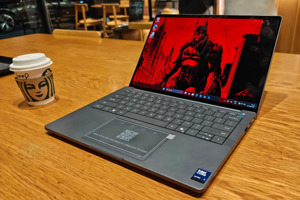 Dell Pro 14 Premium: Đắt xắt ra miếng hay chỉ là "bình hoa di động"?