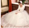 Điểm danh những mẫu váy cưới thu đông mà mọi cô gái đều ao ước