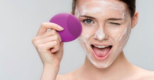 Điểm danh top 3 máy massage rửa mặt nên mua nhất năm 2021