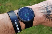 Garmin Forerunner 55 giá giảm sâu còn 3 triệu đồng, runner không nên bỏ lỡ!