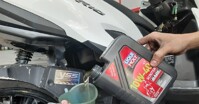 Hướng dẫn thay nhớt cho xe tay ga Vario 160