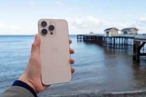 iPhone 16 Pro Max titan sa mạc hết "hot", giá giảm sâu cả chục triệu đồng
