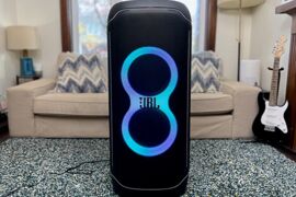 JBL PartyBox Ultimate: Quái vật âm thanh đích thực dành cho những bữa tiệc hoành tráng