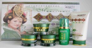 Kem dưỡng da hoàng cung và những điều chị em cần biết