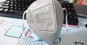 Khẩu trang chống bụi 3M 9041 có tốt không, giá bao nhiêu?