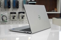 Laptop Dell Inspiron 15 3520 70296960: Thiết kế thanh lịch, cấu hình mạnh mẽ!