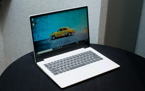 Laptop Lenovo Ideapad 330S-14IKBR 81F400NLVN có tốt không, giá bao nhiêu?