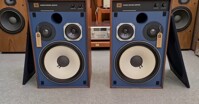 Loa JBL 4312 cho bạn tận hưởng không gian âm nhạc một cách cao cấp nhất