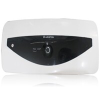 Lựa chọn bình nước nóng Ariston SL20 2500W hay PICENZA S30E 2500 cho mùa đông năm nay?