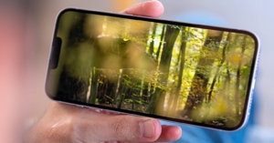 Màn hình iPhone 14 Plus bao nhiêu inch? Chất lượng hiển thị có tốt không?