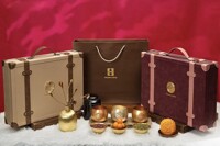 Mẫu hộp bánh Trung thu Madame Hương 2024: Kiệt tác nghệ thuật kể về Hà Nội