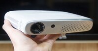 Máy chiếu mini TYCO D2300 nhỏ gọn thông minh