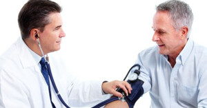 Máy đo huyết áp bắp tay loại nào tốt nhất hiện nay?