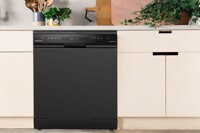 Máy rửa bát Eurogold EUW88TL15BPro 15 bộ đánh bay mọi vết bẩn nhanh chóng