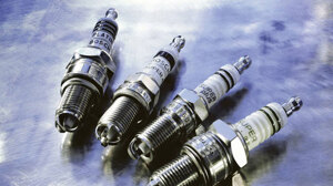 Mẹo kiểm tra và chọn bu-gi xe máy