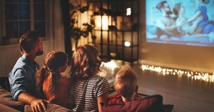 Mẹo mua máy chiếu gia đình và những điều cần lưu ý khi lắp đặt