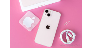 Mở hộp điện thoại iPhone 13: Có củ sạc, tai nghe không?