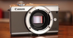 Mới tập chụp nên chọn máy ảnh mirrorless nào?