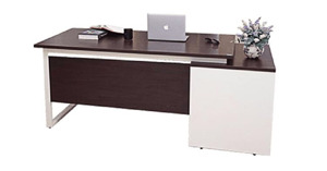 Nên mua bàn làm việc giám đốc hiện đại của hãng nào?