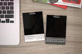 Nên mua Google Nexus 6 hay BlackBerry Passport?