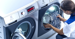 Nên mua máy giặt cửa trước loại nào tốt?