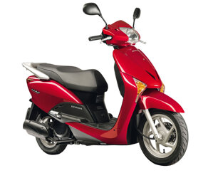 Ngược dòng lịch sử các đời xe máy Honda Lead - Ninjia's Bike đã lột xác như thế nào?