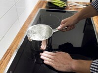Nguyên nhân bếp từ không nóng và cách khắc phục ngay