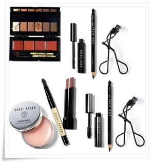 Những công dụng "mới tinh" của mỹ phẩm mà không phải ai cũng biết