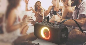 Những điều bạn cần biết về chiếc loa tiệc tùng JBL PartyBox On The Go
