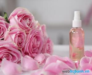 Những điều cần biết về nước hoa hồng