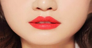 Những loại son môi màu đỏ cam tốt nhất hiện nay