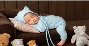 Những lưu ý không thể bỏ qua khi mua gối nằm cho bé