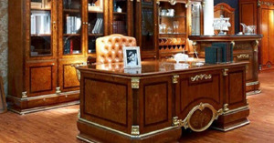 Phân tích ưu – nhược điểm của bàn giám đốc gỗ tự nhiên