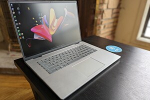 Review chi tiết laptop Dell Inspiron 16 Plus 7640